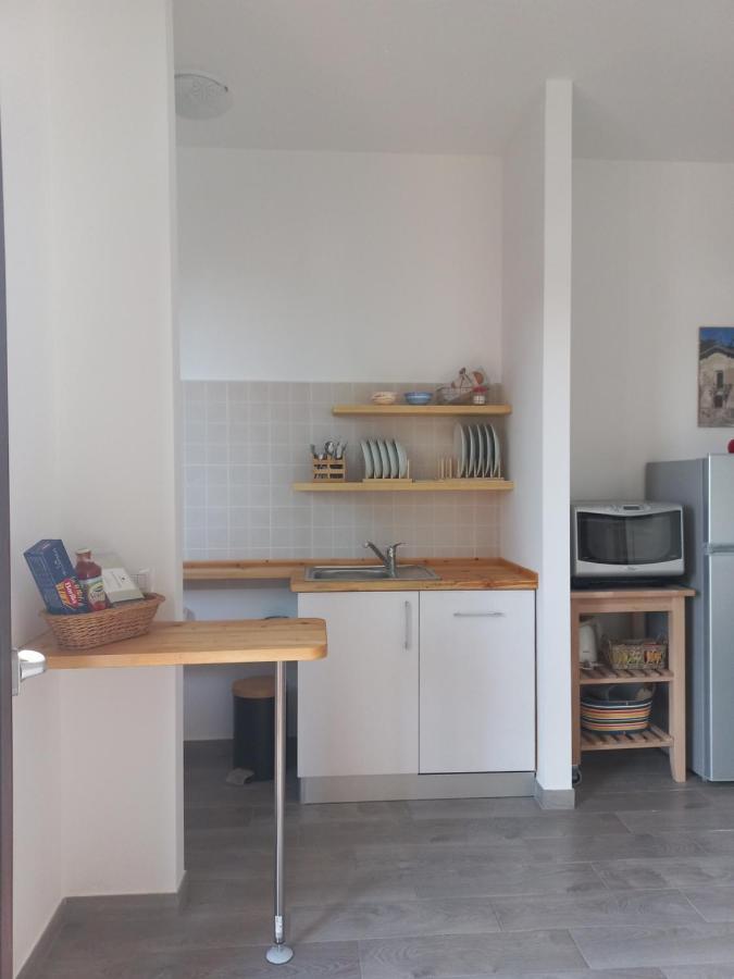 גביראטה Appartamento Miralago Con Giardino Sul Lago מראה חיצוני תמונה