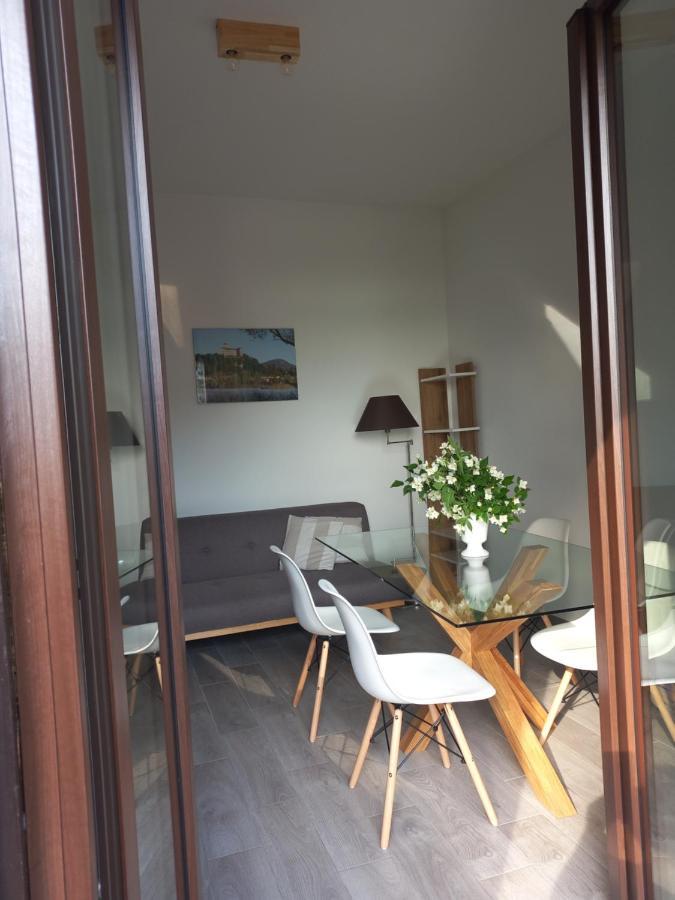 גביראטה Appartamento Miralago Con Giardino Sul Lago מראה חיצוני תמונה